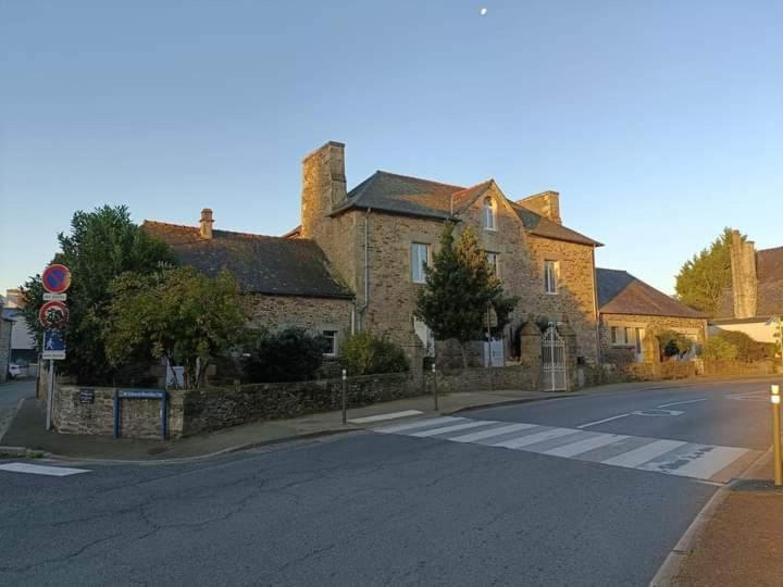 La Ménardière Tranquilitatis Chambre double petit déjeuner compris Bed and Breakfast Corseul Exterior foto